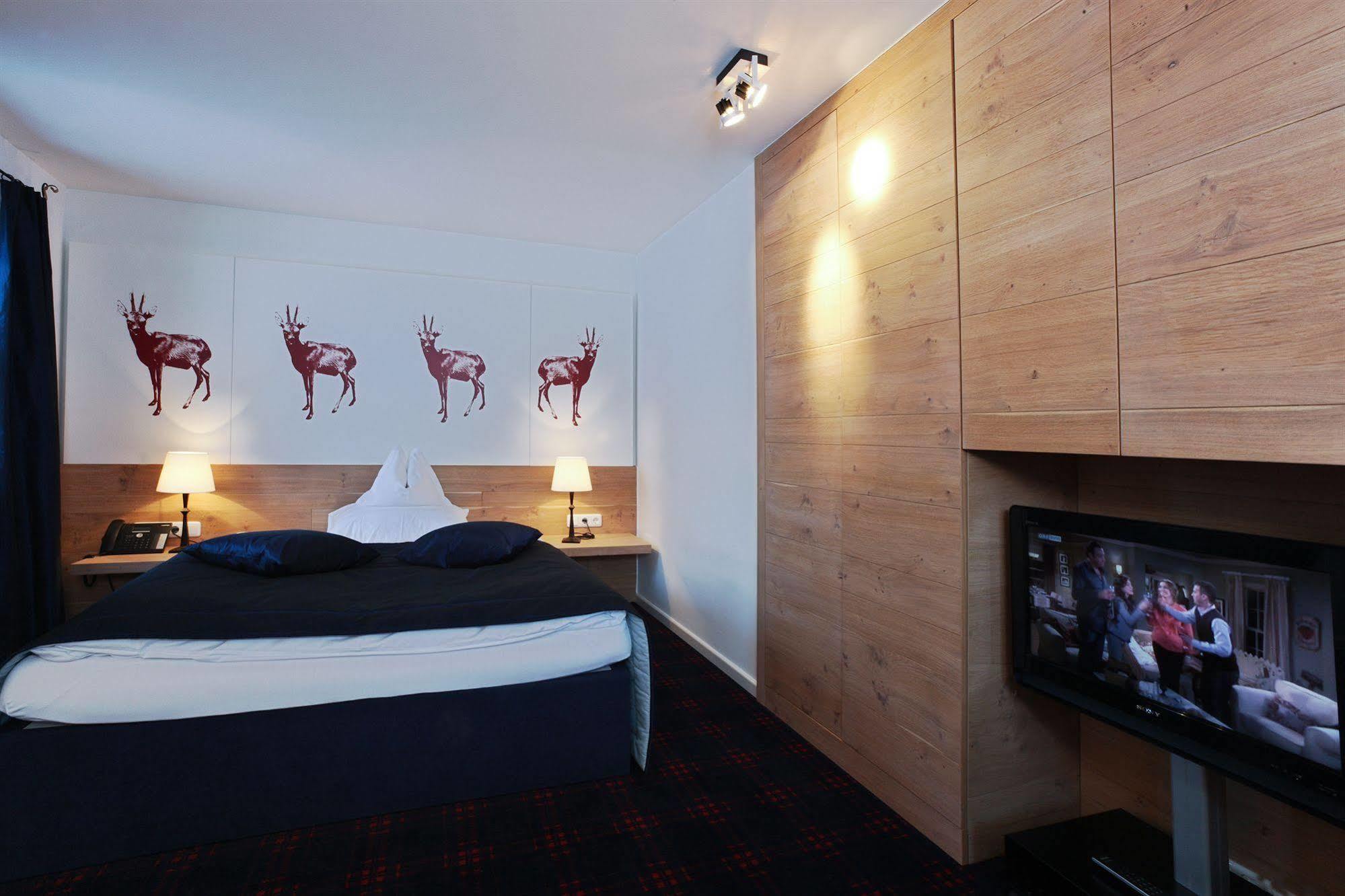 Hinterwies - Ski In / Lodge / Dine Lech am Arlberg Esterno foto